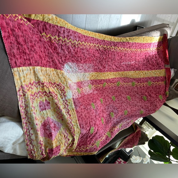 Beautiful handmade quilts. 100% cotton. One of a kind 💖 - Picture 9 of 16